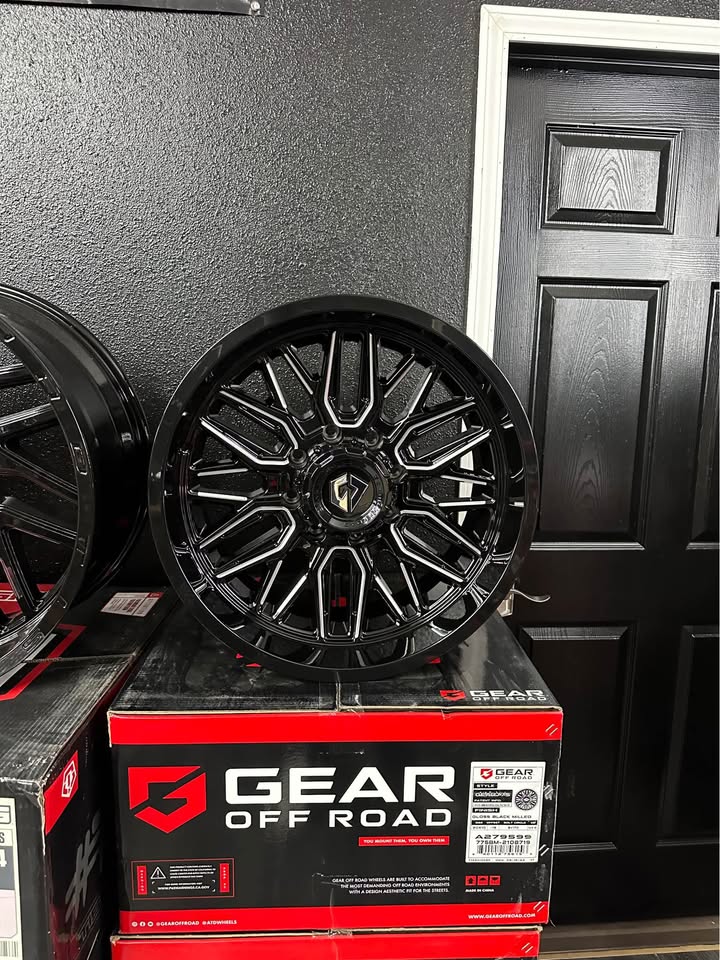 20x10 gear 775bm 8x170