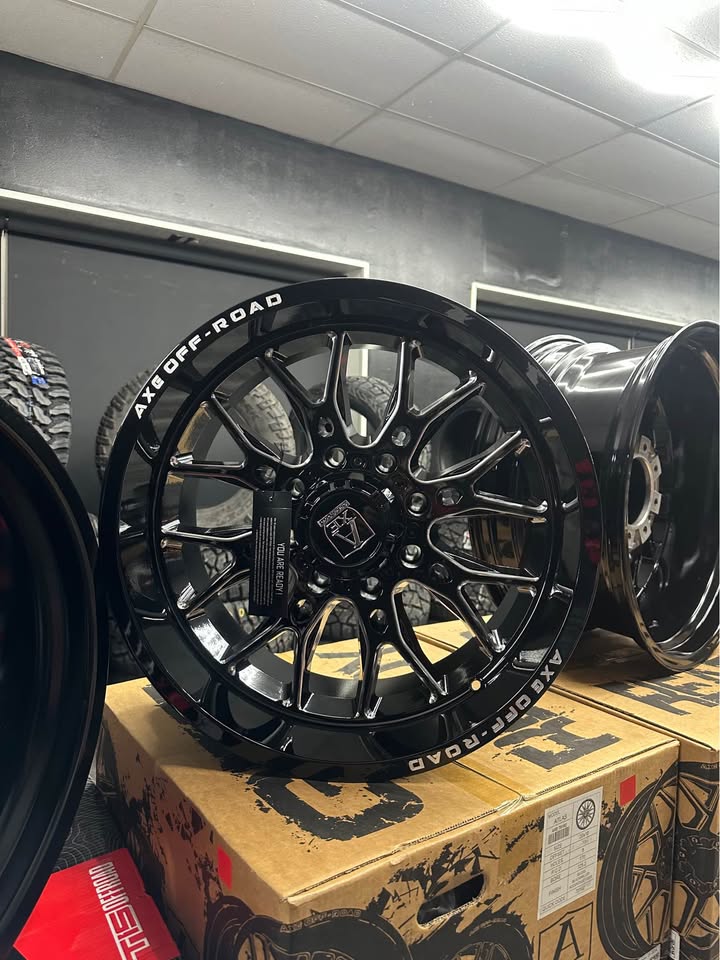 20x10 axe atlas 8x170